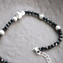 Load image into Gallery viewer, 925 Sterling Cat Eye Frosted Silver Black Spinel Beads Bracelet