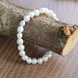 Natural Pearl Elastic Bracelets Simple Elegant