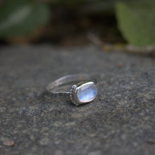 Load image into Gallery viewer, Handmade 925 Silver Vintage Small Faceted Rainbow Moonstone Ring