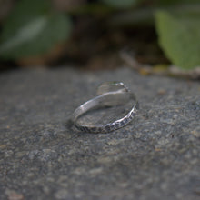 Load image into Gallery viewer, Handmade 925 Silver Vintage Small Faceted Rainbow Moonstone Ring